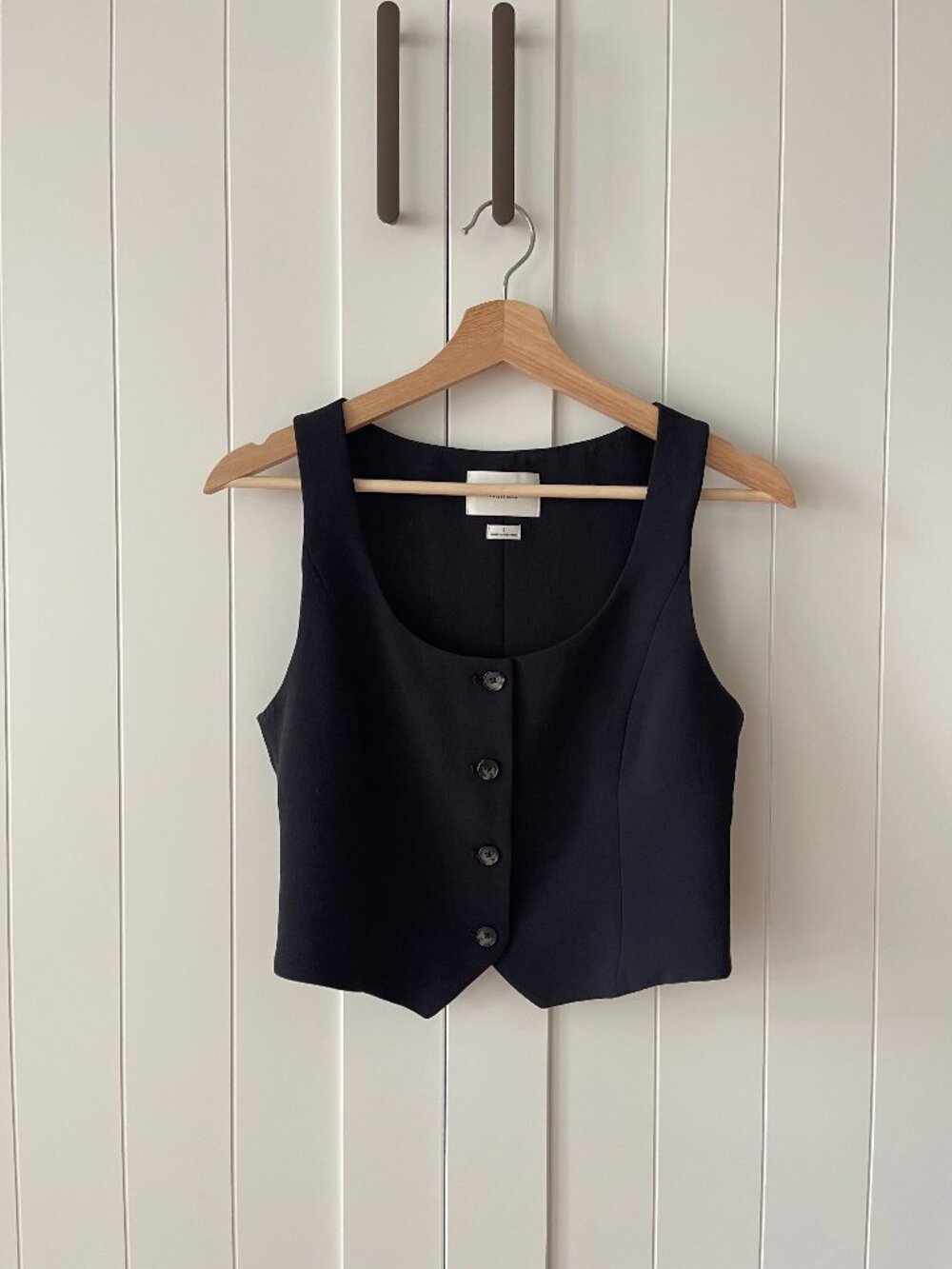 Aritzia Wilfred Rocco Vest Crepette - Size 6